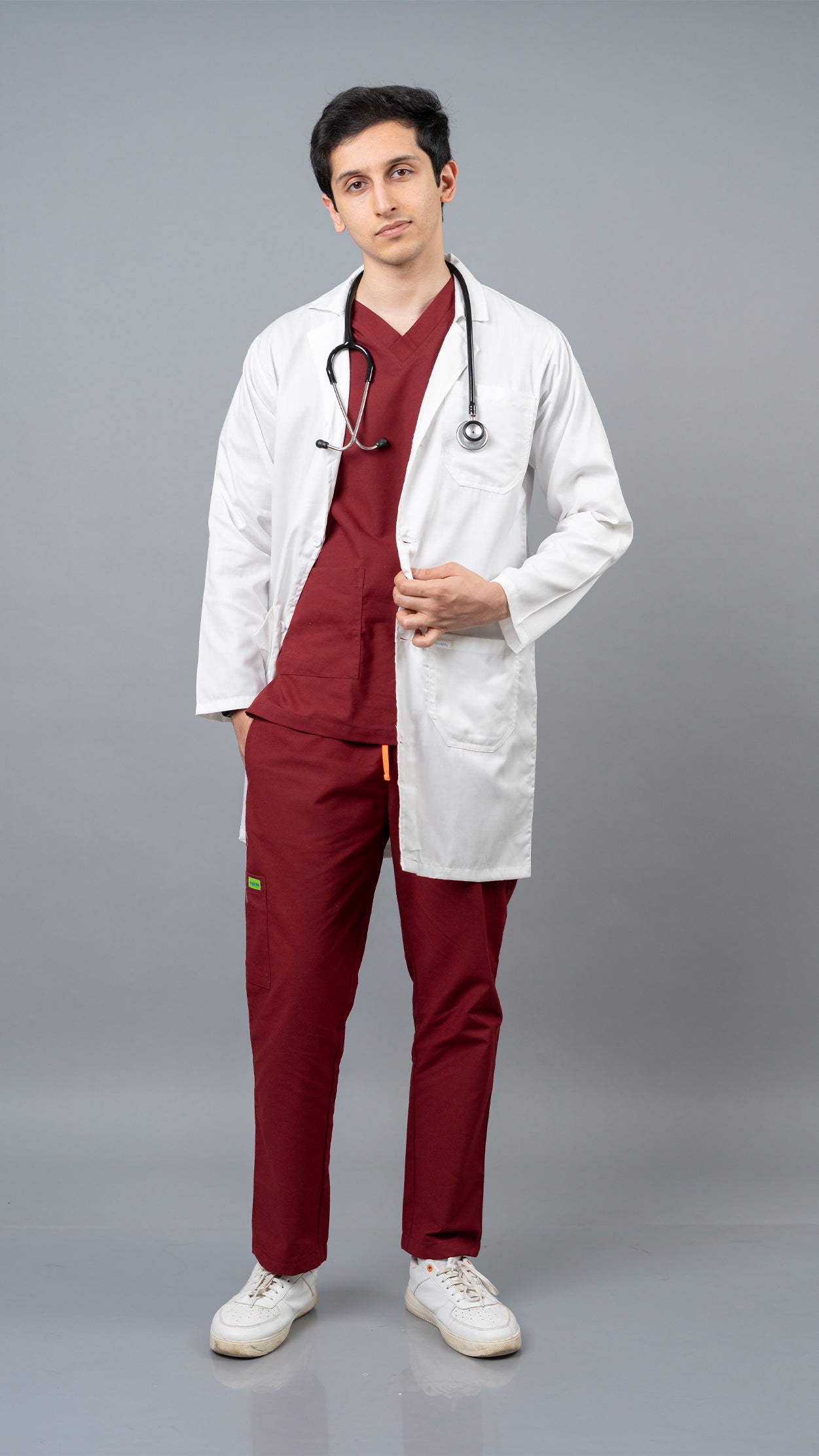 VastraMedwear Full Sleeves Knee length Lab Coat/ Apron for Chemistry Lab and Medical Students Men